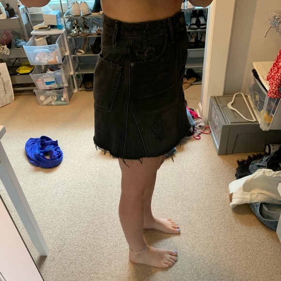 Black highrise denim skirt - Picture 3 of 7